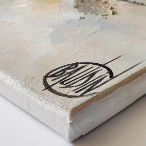 Signature en bas à droite